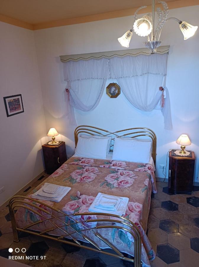 Angelina Antica Dimora Bed and Breakfast Terracina Exteriör bild