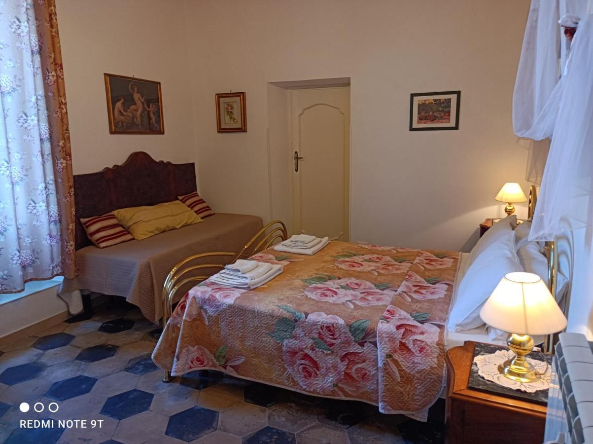 Angelina Antica Dimora Bed and Breakfast Terracina Exteriör bild