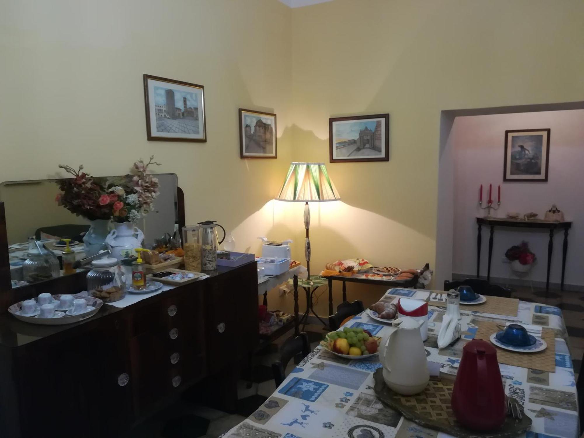 Angelina Antica Dimora Bed and Breakfast Terracina Exteriör bild